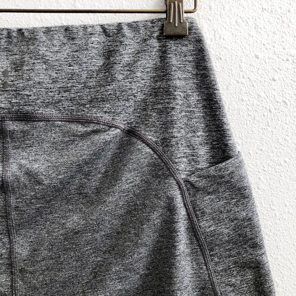 THINX Cycle Shorts In Grey Large Size - Picture 4 of 8